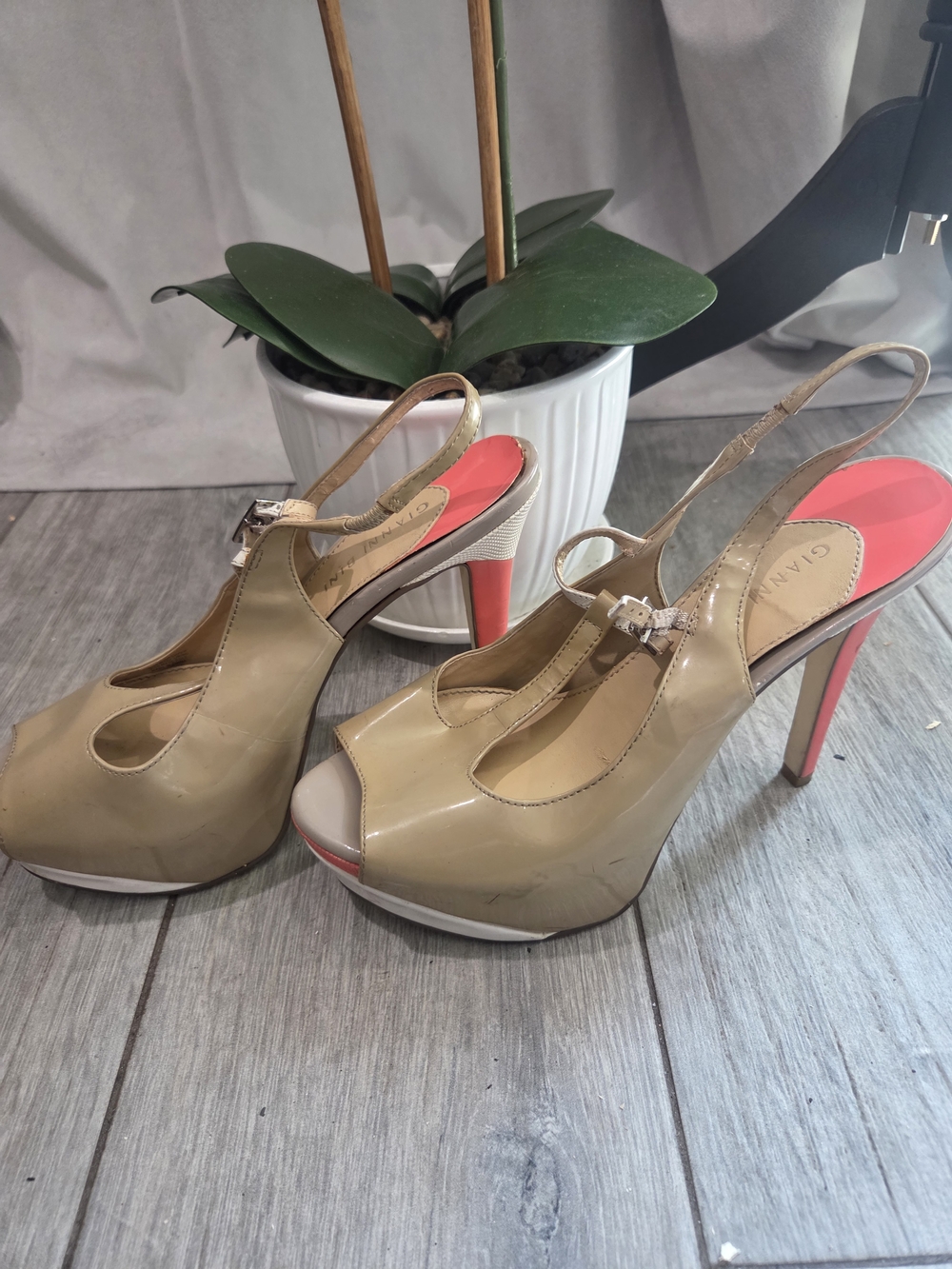 Gianni Bini Beige T-Strap Platform Heels with Coral Soles